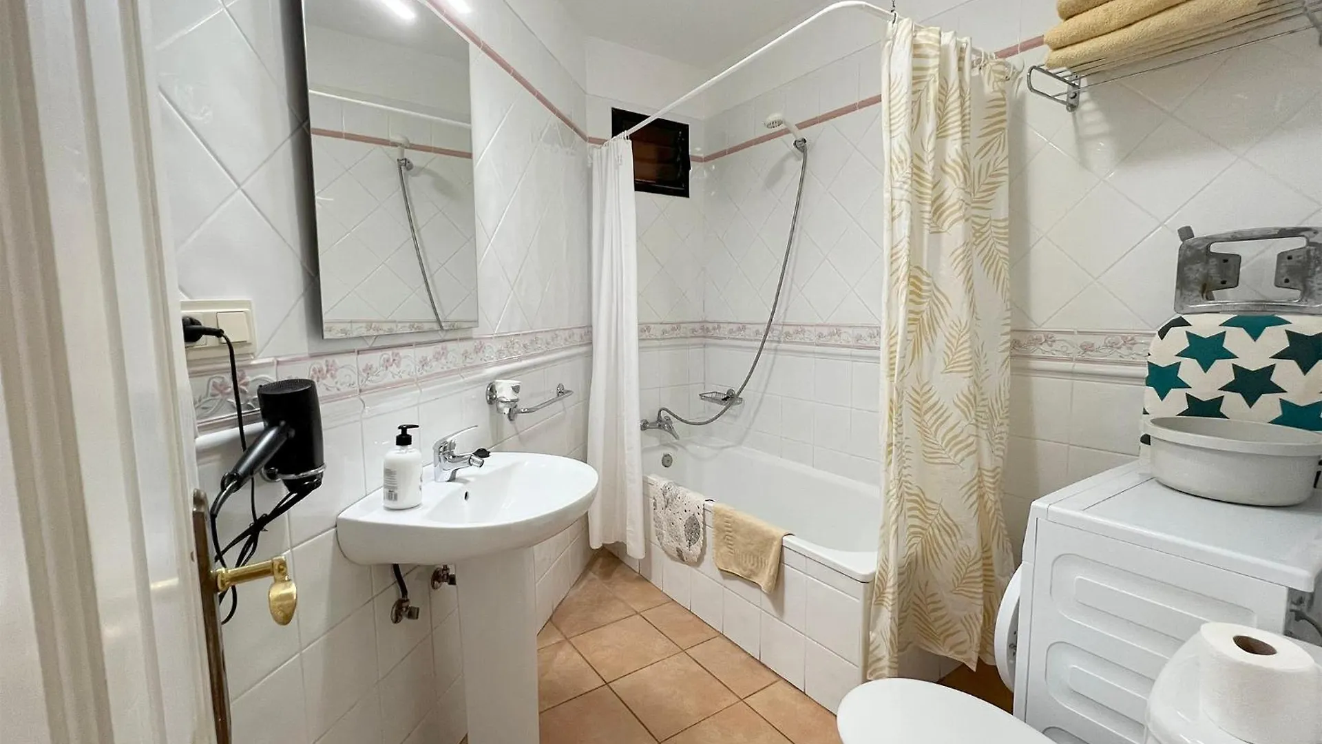 Beachfront Residence Las Americas - Trg Playa de las Americas  0*, Playa de las Americas (Tenerife) Spain
